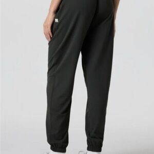 NWT Vuori Boyfriend Sweatpants in Kale